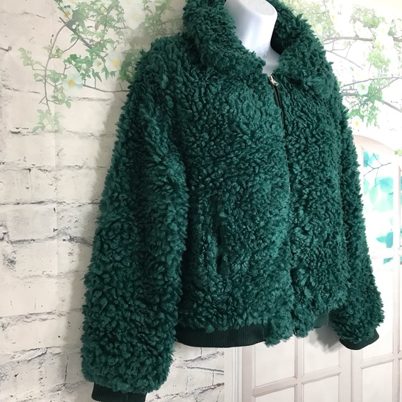 Teal Green Soft Faux Fur Teddy Crop Jacket - Picture 3 of 9